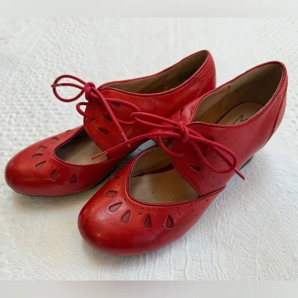 MIZ MOOZ Fordham Cutout Oxford Pumps sz 7.5/38 Red Leather Heels Shoes - Picture 2 of 7